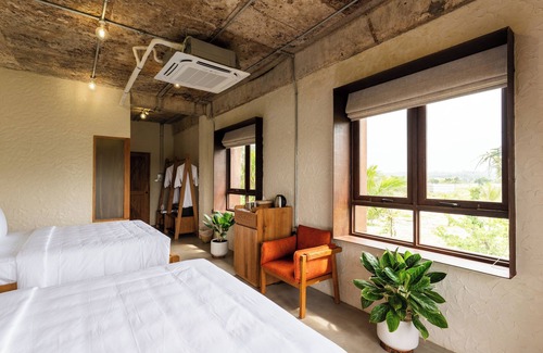 Ke Ga Hotel | WoCAL Retreat Ke Ga