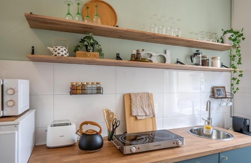 Neuendorf Apartment | Wohlfühlwohnung mit 25 qm Terrasse, Netflix