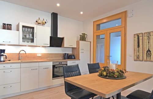 Madfeld Apartment | Wohnung in Madfeld nahe Wald