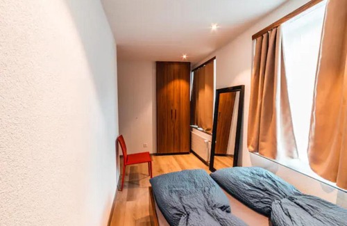 Altdorf Apartment | Wohnung Mitten in Altdorf