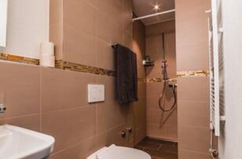 Altdorf Apartment | Wohnung Mitten in Altdorf