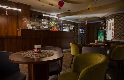 Sarvar Hotel | Wolf Hotel