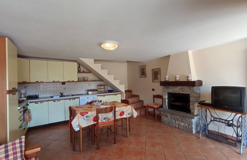 San Nazzaro Val Cavargna House | Wonderful private villa for 4 people with TV, terrace and pets allowed
