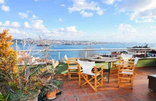 Kabatas Apartment | Wonder Homes- Spectacular View 6BR, 2BA, Rooftop