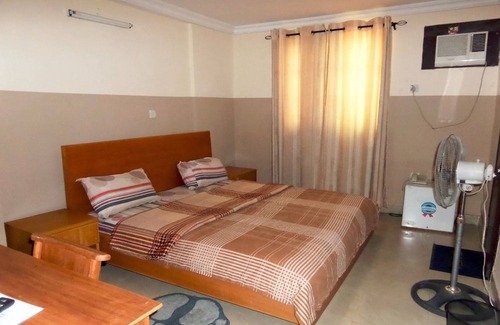 Yaba Hotel | Wonder King Hotel