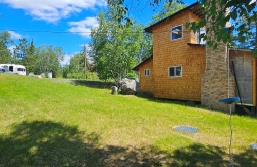 Kenora Cottage | Wonderful 2-bedroom cottage on Lake of the woods