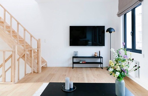 Amandus - Atheneum House | Wonderful City home in Antwerp