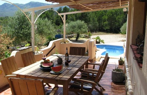 El Perello House | Wonderful country house with private pool