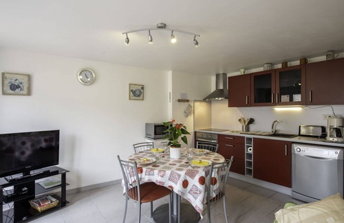 Saint-Pierre-en-Port House | Wonderful private villa for 4 people with TV and parking