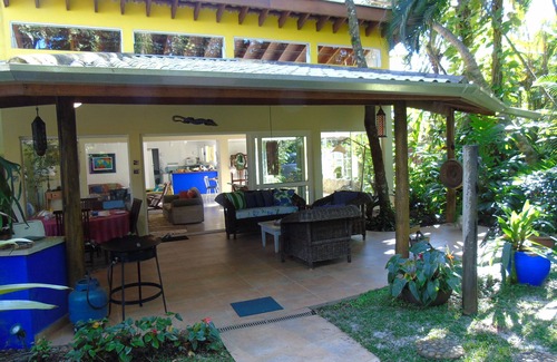 Barra do Sahy House | Wonderful house with 5 suites in Barra do Sahy