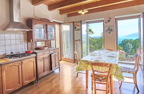 Cargiago House | Wonderful House "France Irene" on the hill Verbania