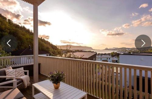 Spjelkavik Villa | Wonderful house in Ålesund city