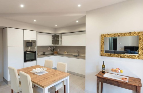 Intra House | Wonderful villa for 4 people with WIFI and balcony