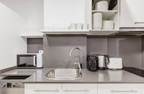 Les Corts Apartment | Wonderful Les Corts 3BR w/Balcony, A/C & W/D, by Blueground