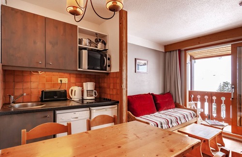 Meribel-Mottaret Apartment | Wonderful Mountain View! # 405