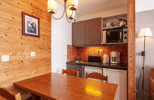 Meribel-Mottaret Apartment | Wonderful Mountain View! # 405
