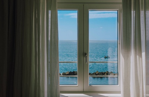 Pioppi Apartment | Wonderful on the sea -4 Guest- Suite la Concha -
