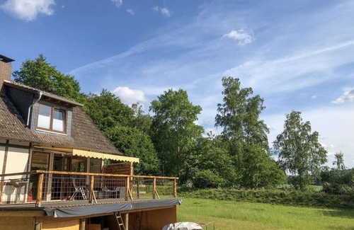 Northeim District House | Wonderful private villa for 4 people with TV, terrace and parking