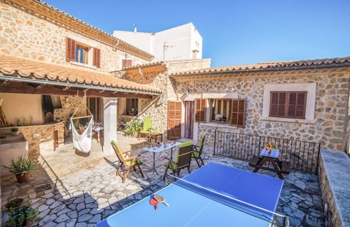 Mancor de la Vall House | Wonderful private villa for 8 people with A/C, WIFI, hot tub, TV and patio