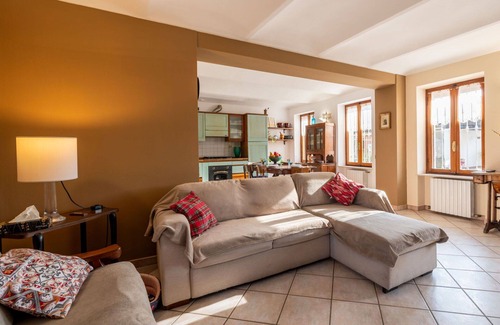 Rocca D'Arazzo House | Wonderful private villa for 6 guests with private pool, WIFI, TV, patio, pets allowed and parking
