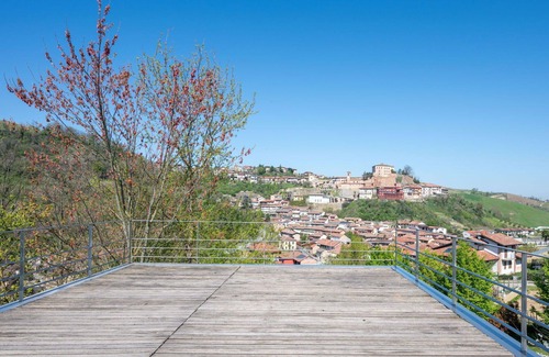 Castellinaldo Villa | Wonderful private villa with private pool, WIFI, A/C, TV, terrace, pets allowed and panoramic view