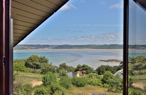 Cotes d'Armor House | Wonderful private villa for 8 people with WIFI, TV and pets allowed