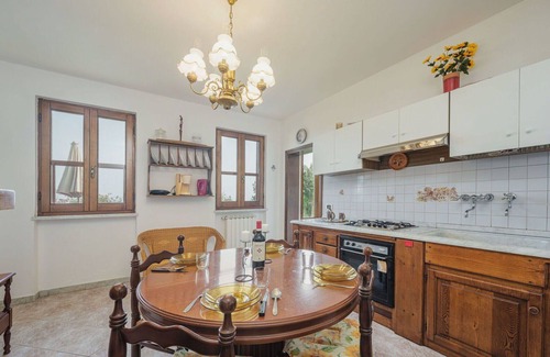 Montignoso House | Wonderful private villa for 5 guests with WIFI, TV and patio