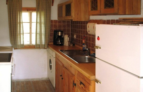 Solk House | Wonderful private villa for 4 guests with TV, patio, pets allowed, panoramic view and parking