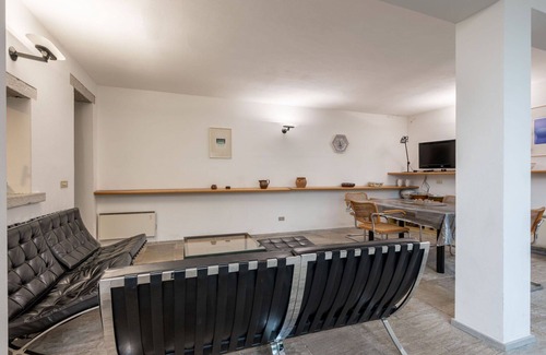 Pettenasco House | Wonderful private villa for 4 guests with patio and parking