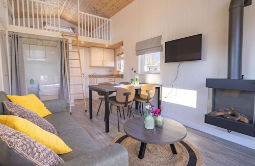IJhorst House | Wonderful private villa for 4 guests with pool, WIFI, TV, terrace and parking