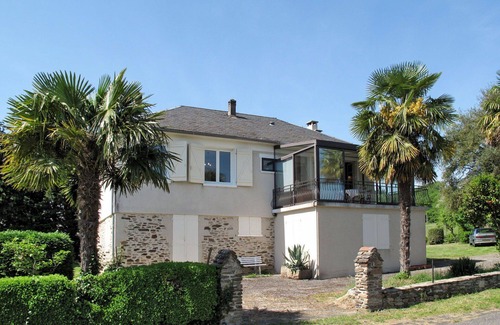 Altillac House | Wonderful private villa for 6 guests with WIFI, TV, terrace, pets allowed and panoramic view