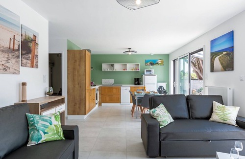 Locquirec House | Wonderful private villa for 4 guests with WIFI, hot tub, TV, terrace and pets allowed