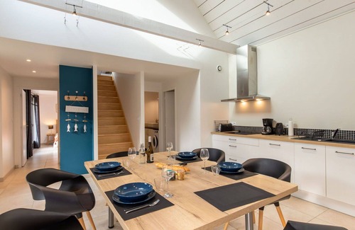 Kerlouet House | Wonderful private villa for 5 people with WIFI, TV and terrace
