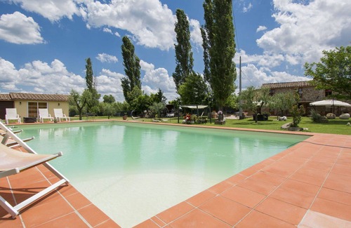 Cascine-La Croce Villa | Wonderful private villa with WIFI, private pool, A/C, TV, patio, pets allowed and parking