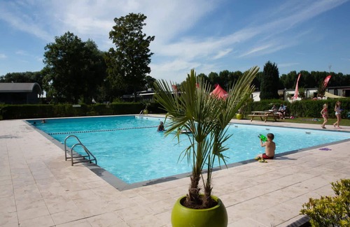 Dordtse Biesbosch House | Wonderful private villa for 4 people with WIFI, TV and terrace