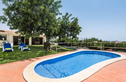Correeira Villa | Wonderful private villa for 8 guests with private pool, WIFI, A/C, TV and terrace
