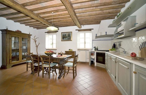 Pieve di Compito Villa | Wonderful private villa with A/C, private pool, WIFI, TV, patio and parking, close to Lucca