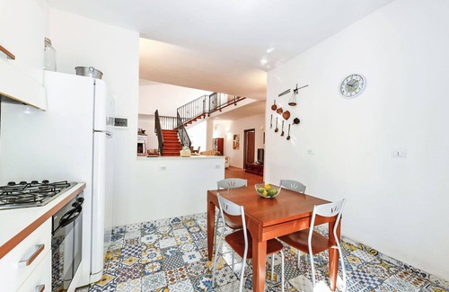 Floridia Villa | Wonderful private villa for 6 guests with WIFI, A/C, private pool, TV, patio and parking