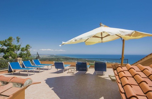 Ansedonia Villa | Wonderful private villa for 11 guests with WIFI, TV, terrace and pets allowed