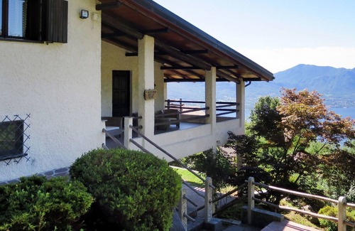Trarego Viggiona House | Wonderful private villa for 10 guests with WIFI, TV, terrace and parking