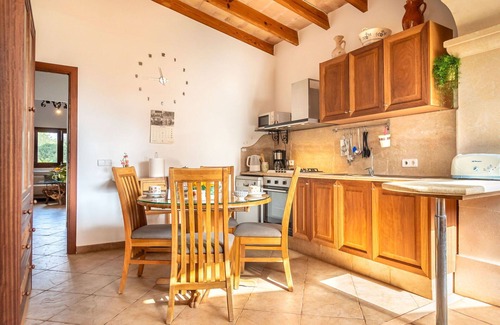 Algaida House | Wonderful private villa for 4 guests with WIFI, A/C, private pool, TV, patio and panoramic view