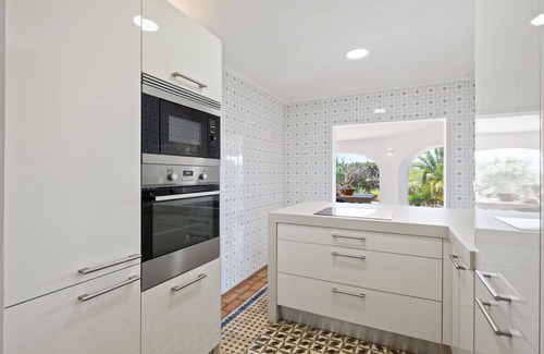 Moravit Villa | Wonderful private villa for 6 guests with A/C, WIFI, private pool, TV and patio