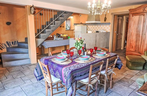 Blassac House | Wonderful private villa for 6 people with WIFI, TV, terrace, pets allowed and parking