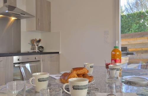 Etables-sur-Mer House | Wonderful private villa for 4 guests with A/C, WIFI, TV and terrace