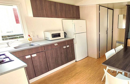 Prague House | Wonderful private villa for 6 people with pool, WIFI, A/C, terrace, pets allowed and parking