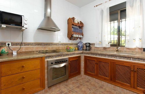 Motril House | Wonderful private villa with private pool, A/C, WIFI, TV, terrace, pets allowed and parking