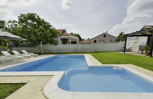 Smilcic House | Wonderful private villa for 6 people with private pool, A/C, WIFI, TV, terrace and parking