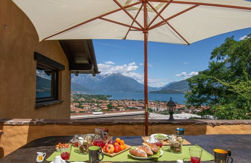 Dongo House | Wonderful private villa for 5 people with private pool, WIFI, TV, terrace, pets allowed and park...