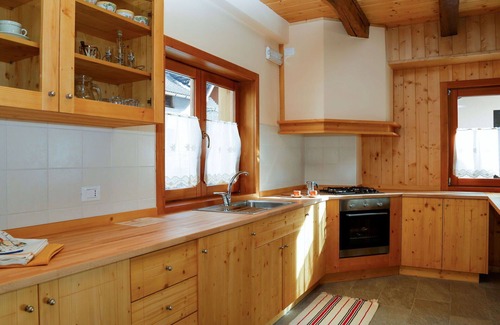 Ovaro House | Wonderful private villa for 4 guests with WIFI, TV and parking