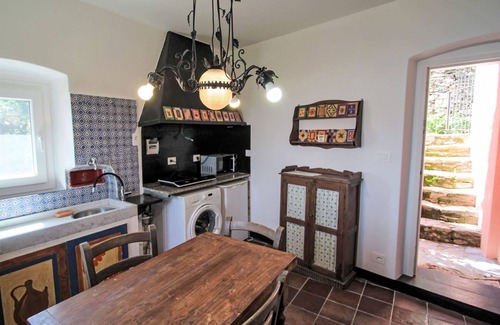 Zoagli House | Wonderful private villa for 4 guests with A/C, TV, terrace and pets allowed